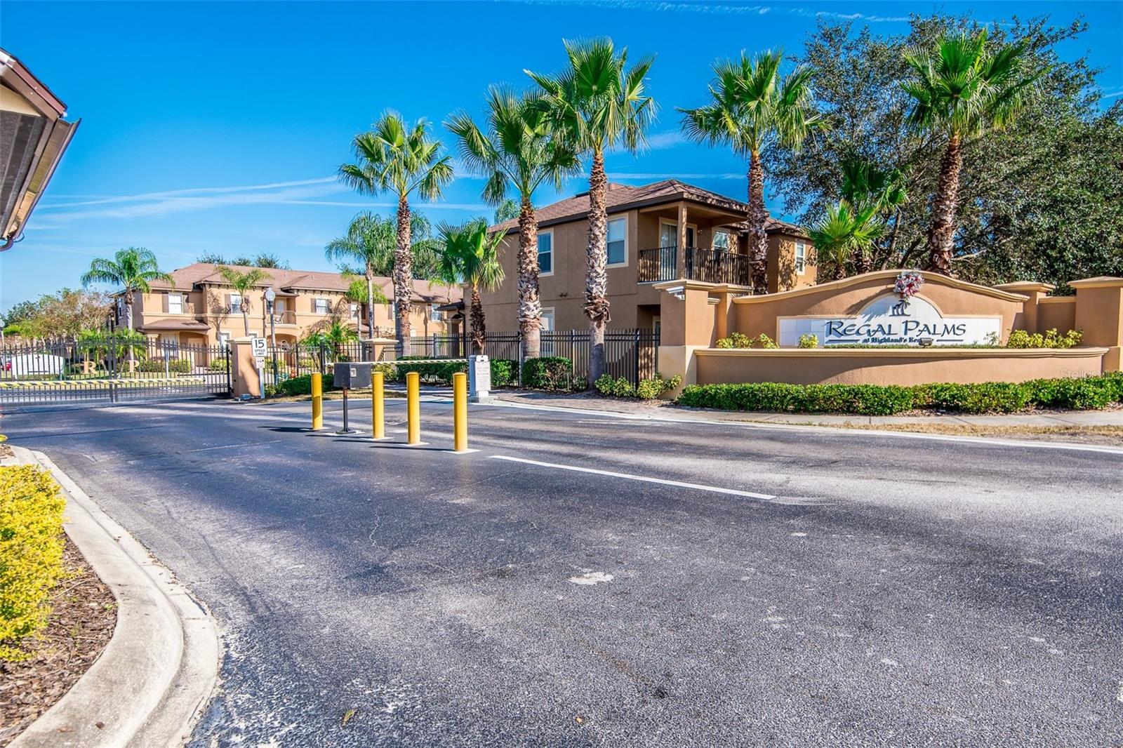 Image 36 of 40 For 203 La Mirage Street