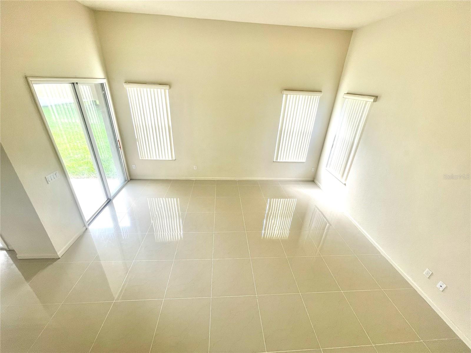 Image 11 of 43 For 2370 Hinsdale Drive