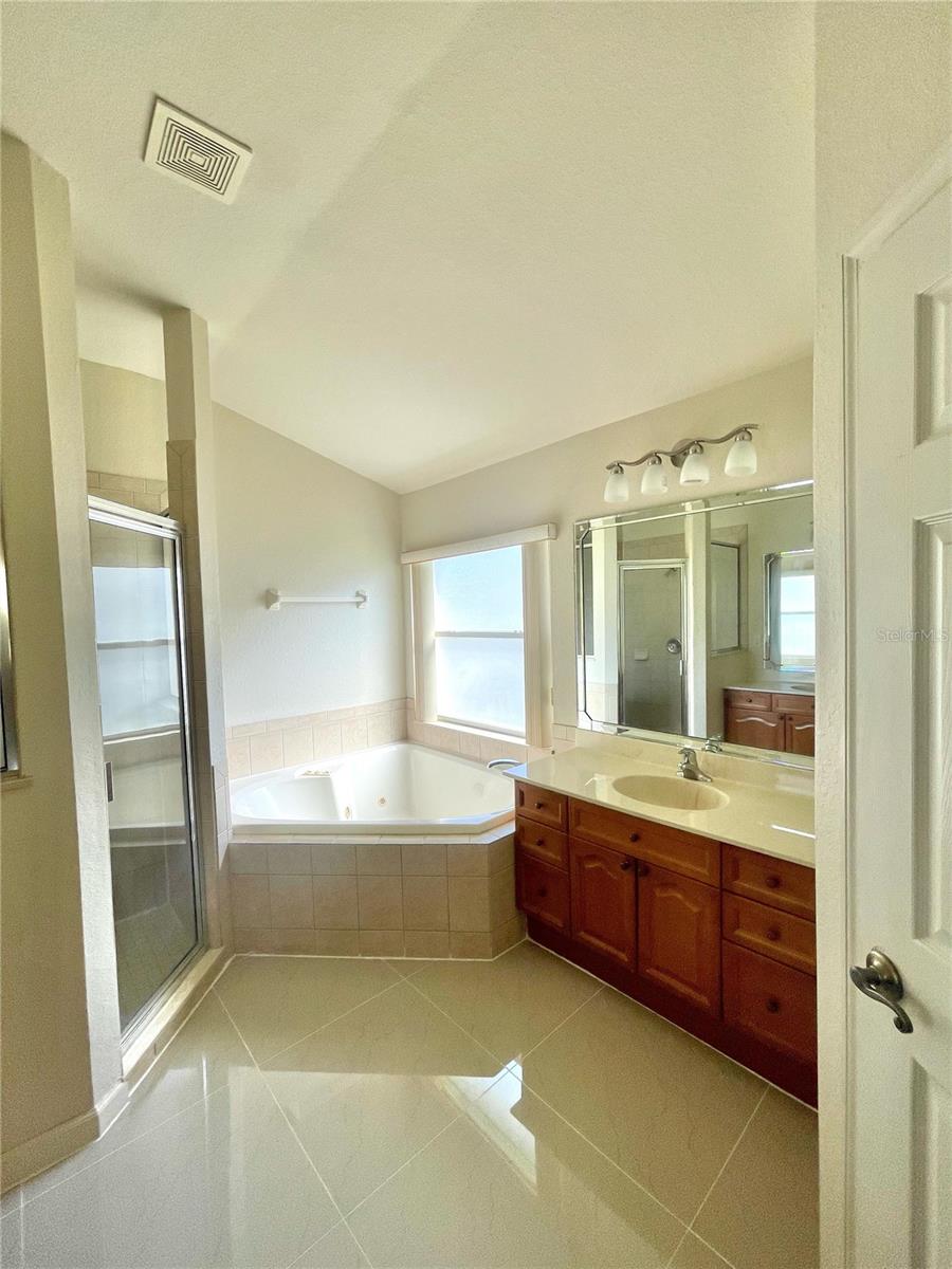Image 12 of 43 For 2370 Hinsdale Drive