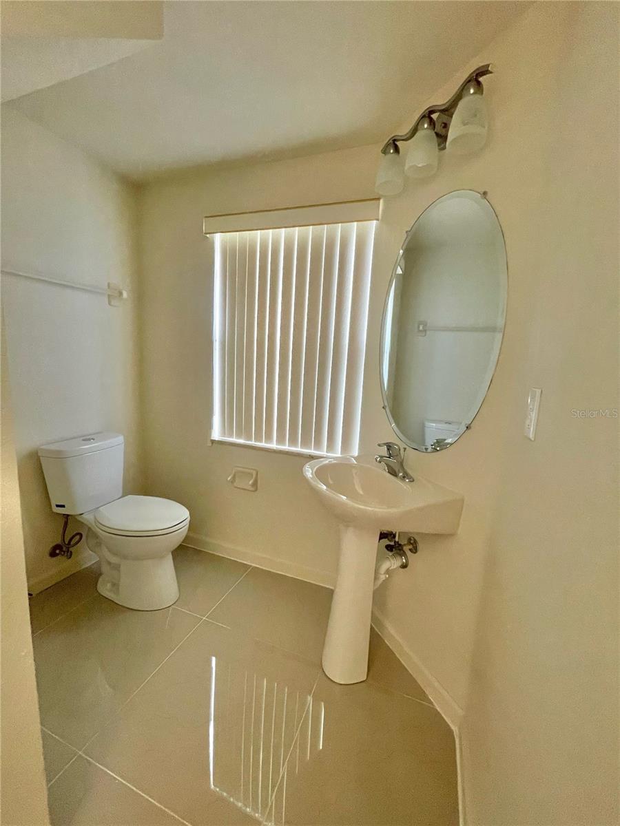 Image 20 of 43 For 2370 Hinsdale Drive