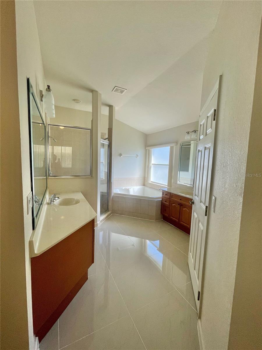 Image 23 of 43 For 2370 Hinsdale Drive