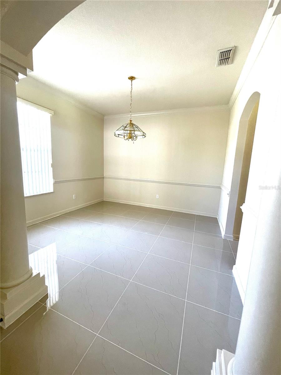 Image 6 of 43 For 2370 Hinsdale Drive
