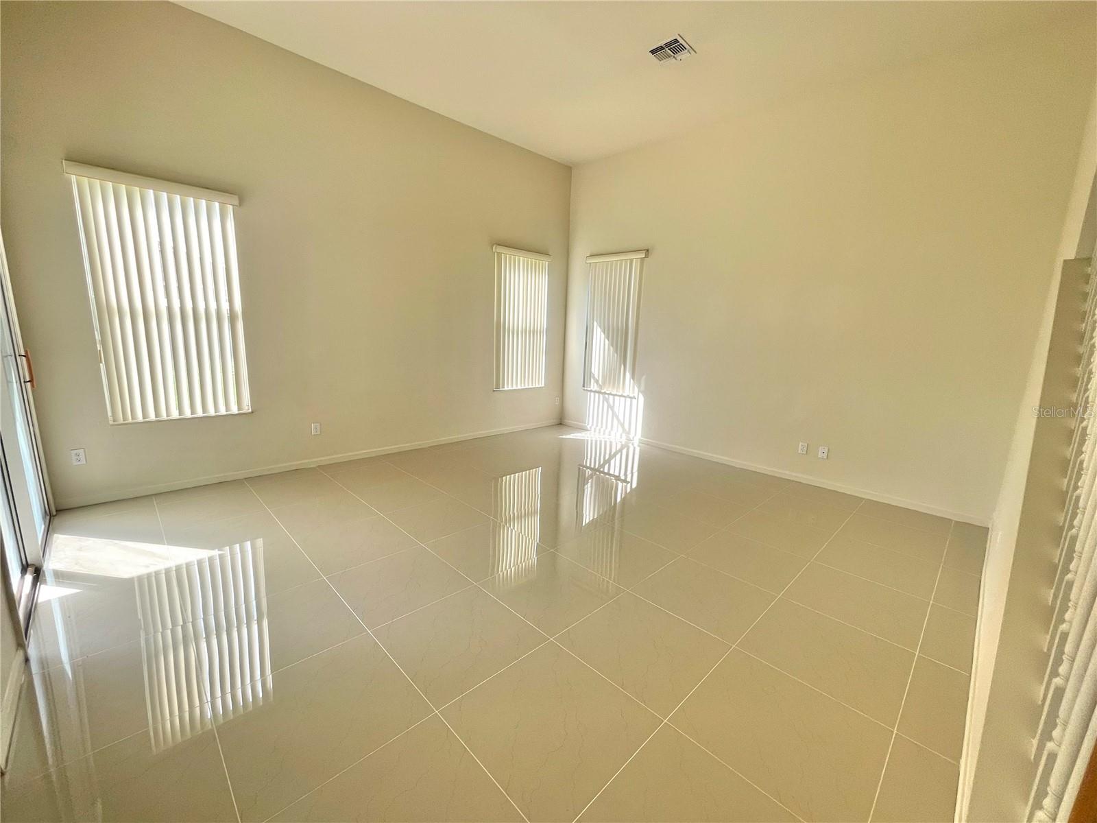 Image 9 of 43 For 2370 Hinsdale Drive