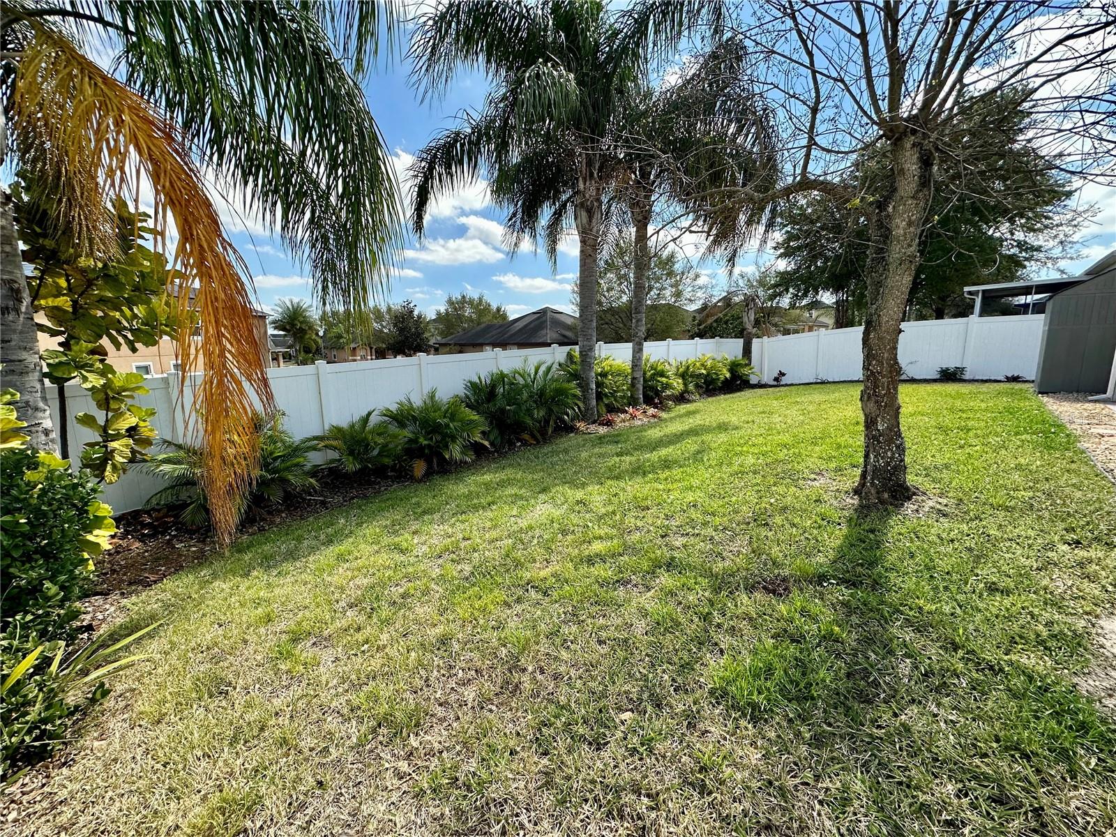 Image 22 of 26 For 707 Flagstone Street