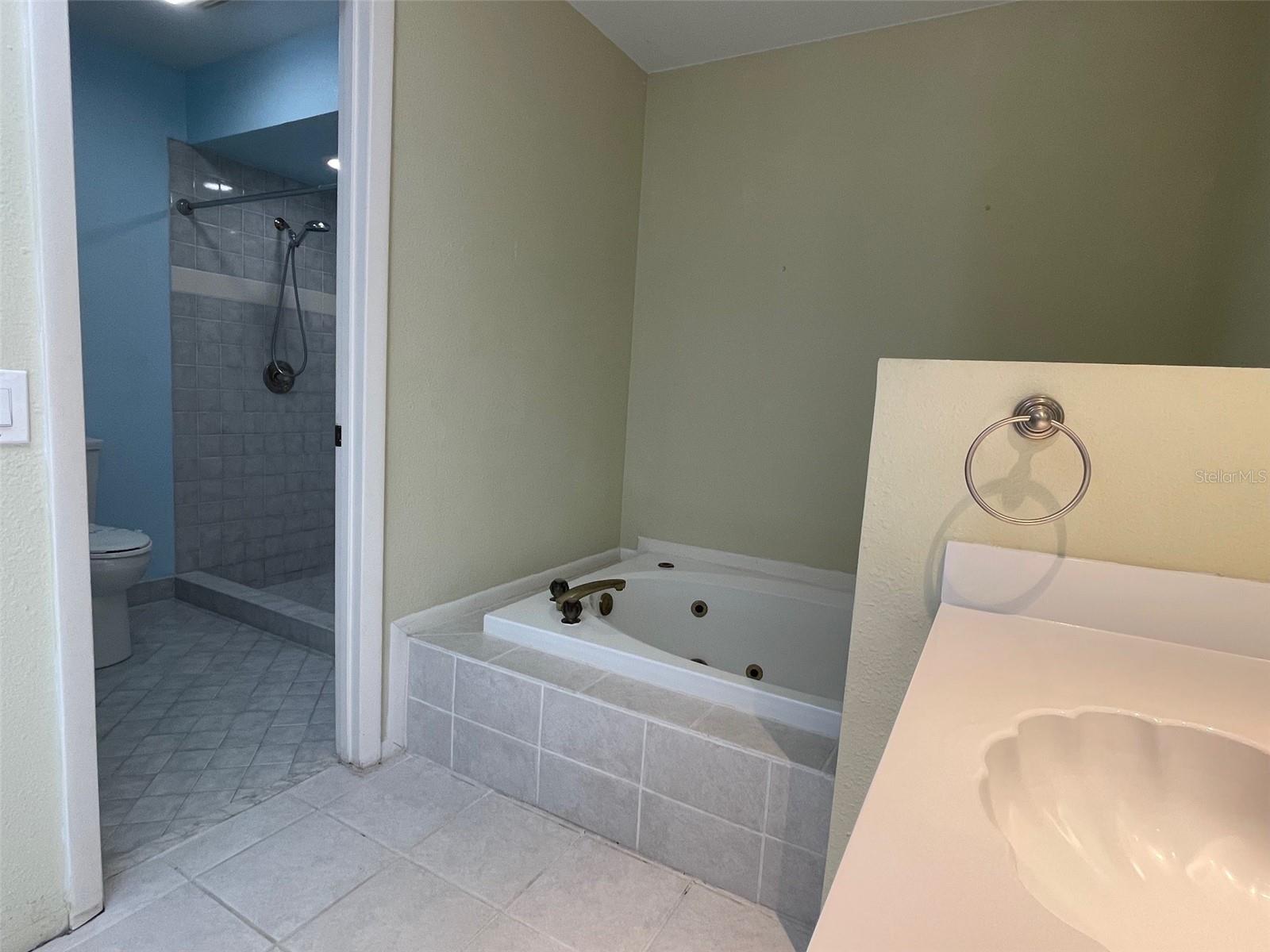 Image 11 of 53 For 7200 Green Pine Court