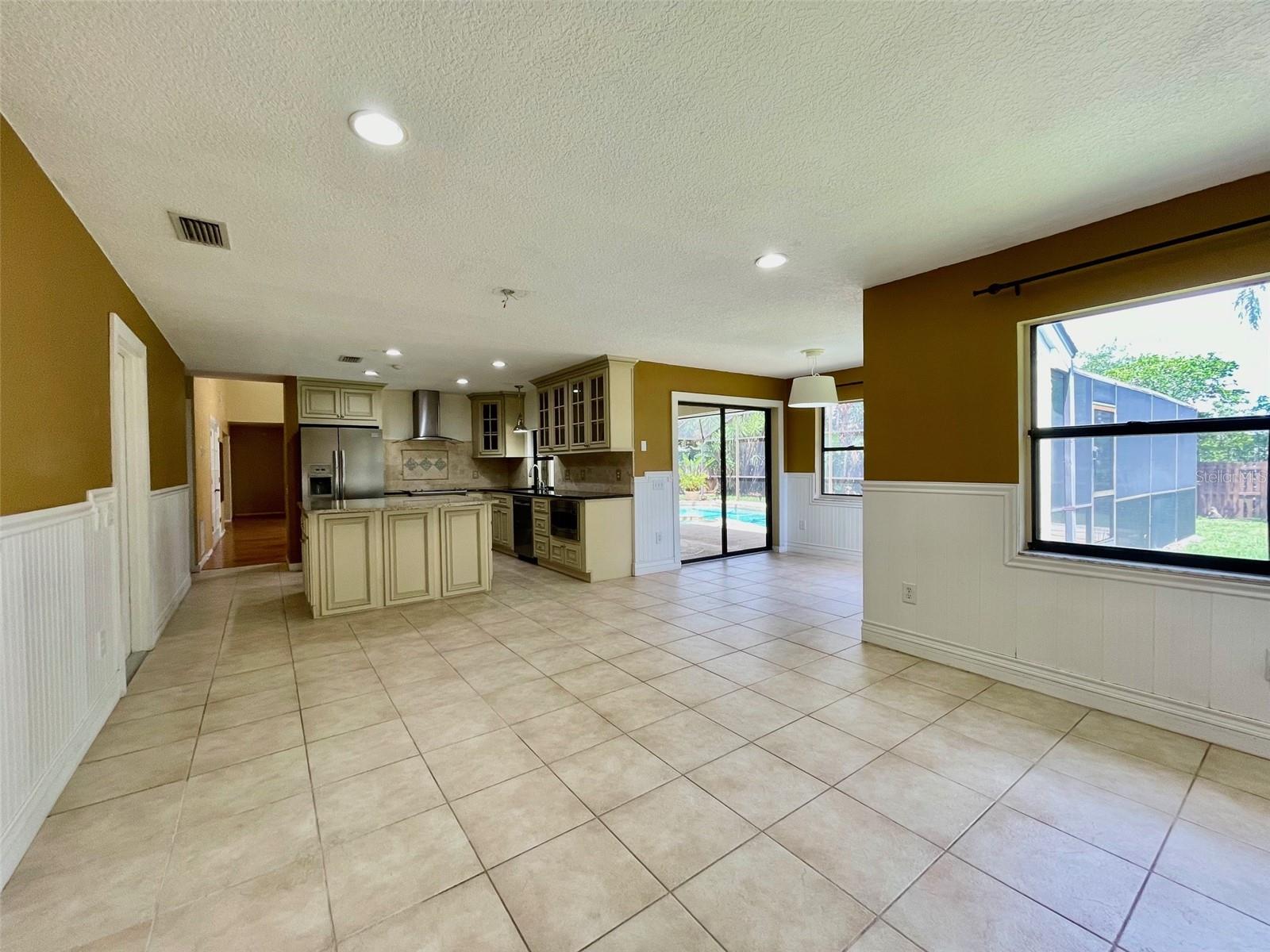 Image 29 of 53 For 7200 Green Pine Court