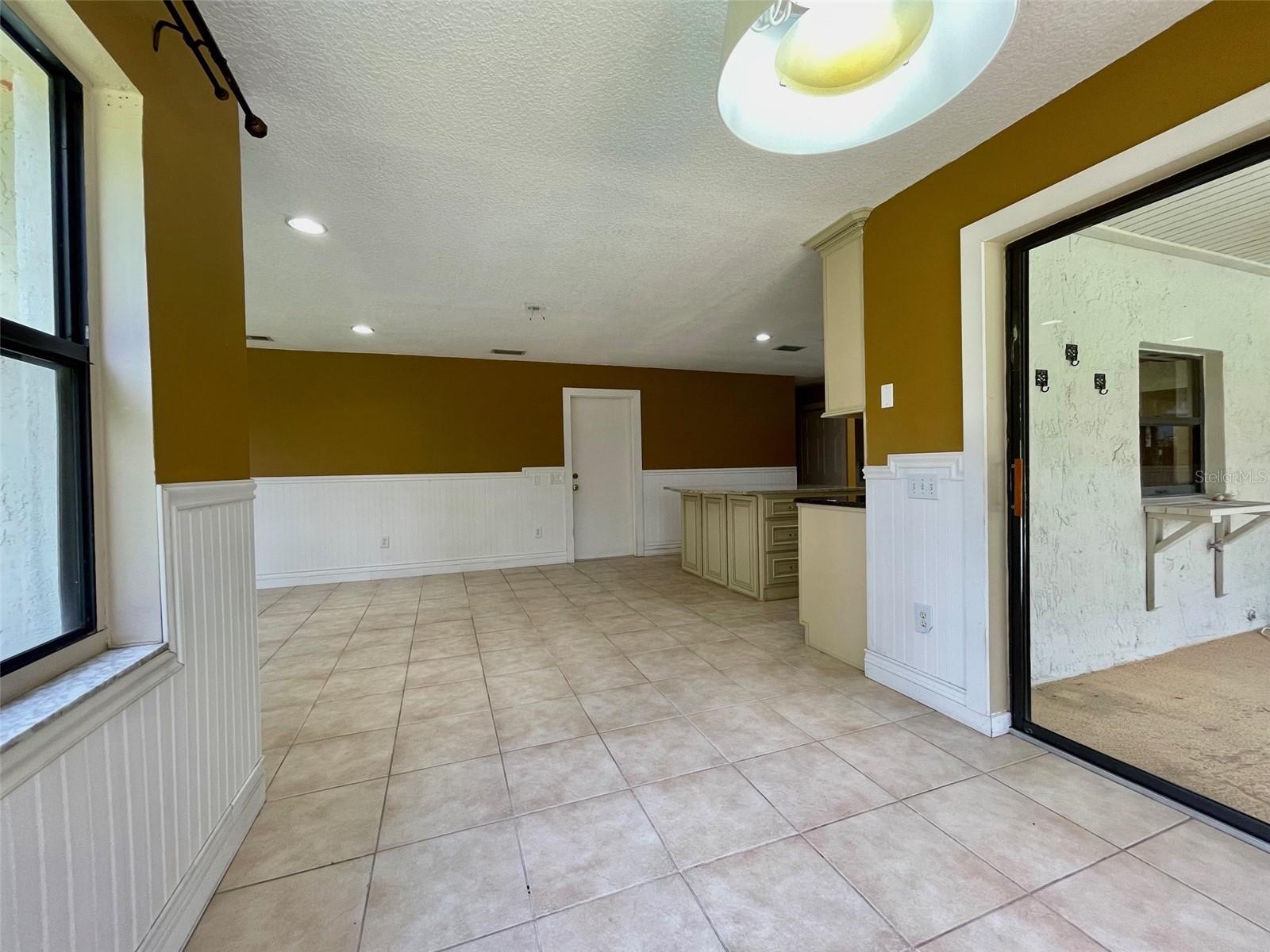 Image 30 of 53 For 7200 Green Pine Court