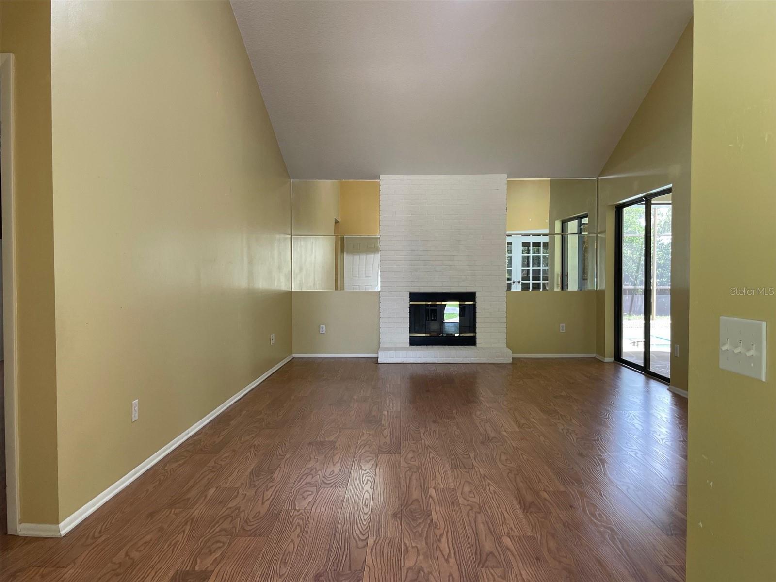 Image 4 of 53 For 7200 Green Pine Court