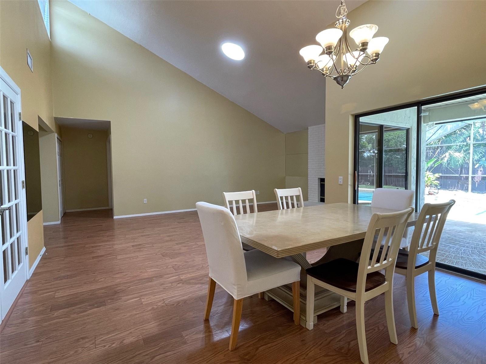 Image 6 of 53 For 7200 Green Pine Court