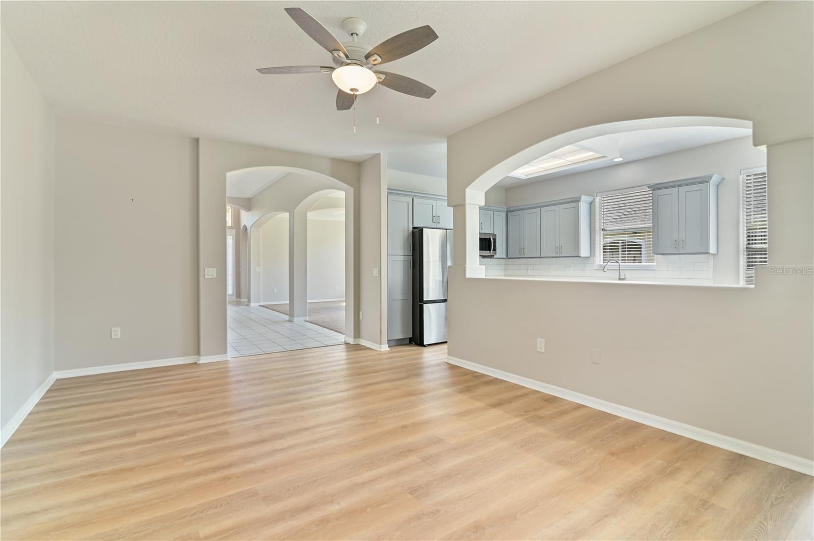 Image 17 of 55 For 1746 Golfview Drive