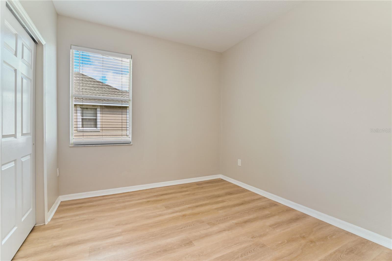 Image 36 of 55 For 1746 Golfview Drive