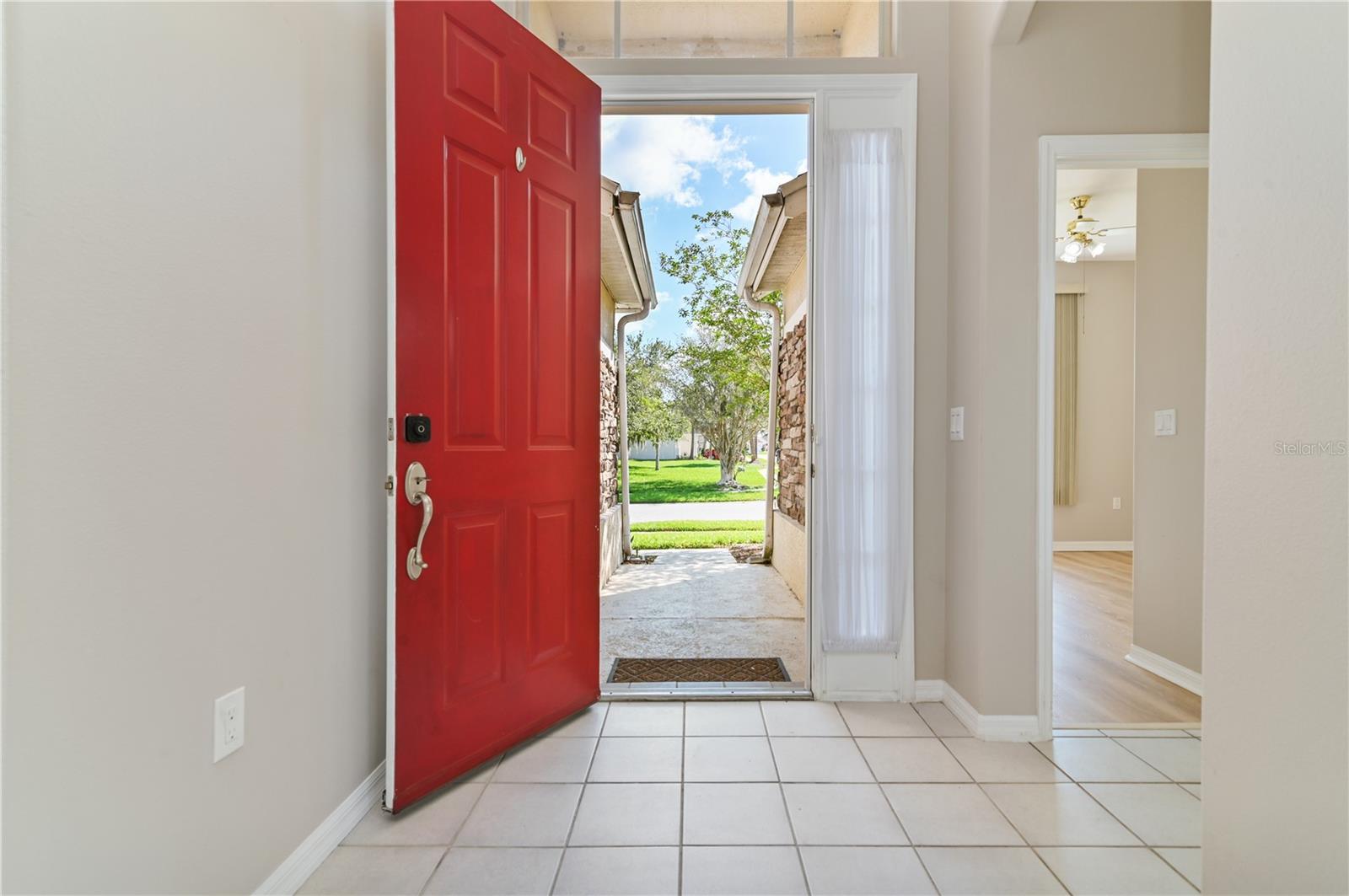 Image 5 of 55 For 1746 Golfview Drive