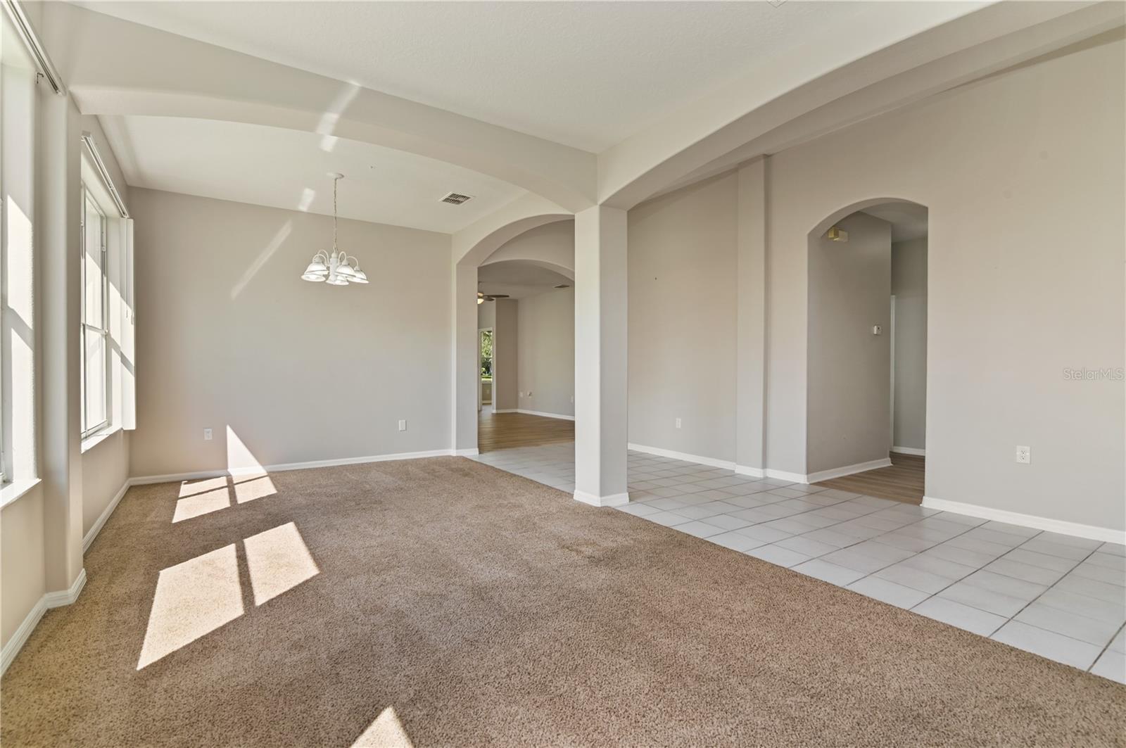 Image 8 of 55 For 1746 Golfview Drive