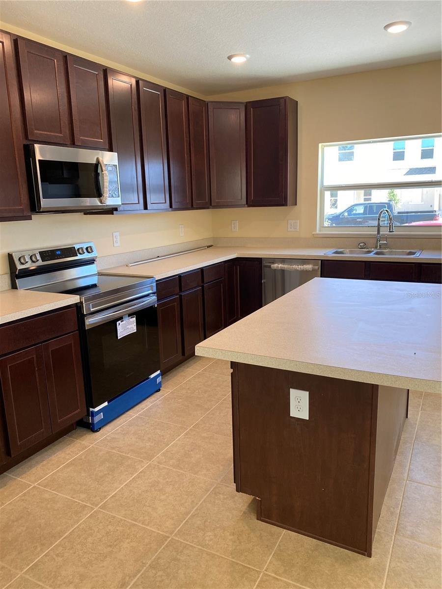Image 5 of 30 For 4855 Coral Castle Drive