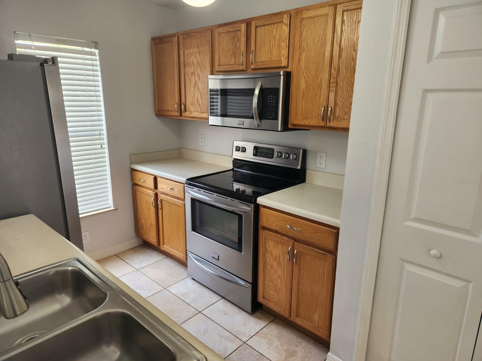 Image 5 of 10 For 2729 Dodds Lane