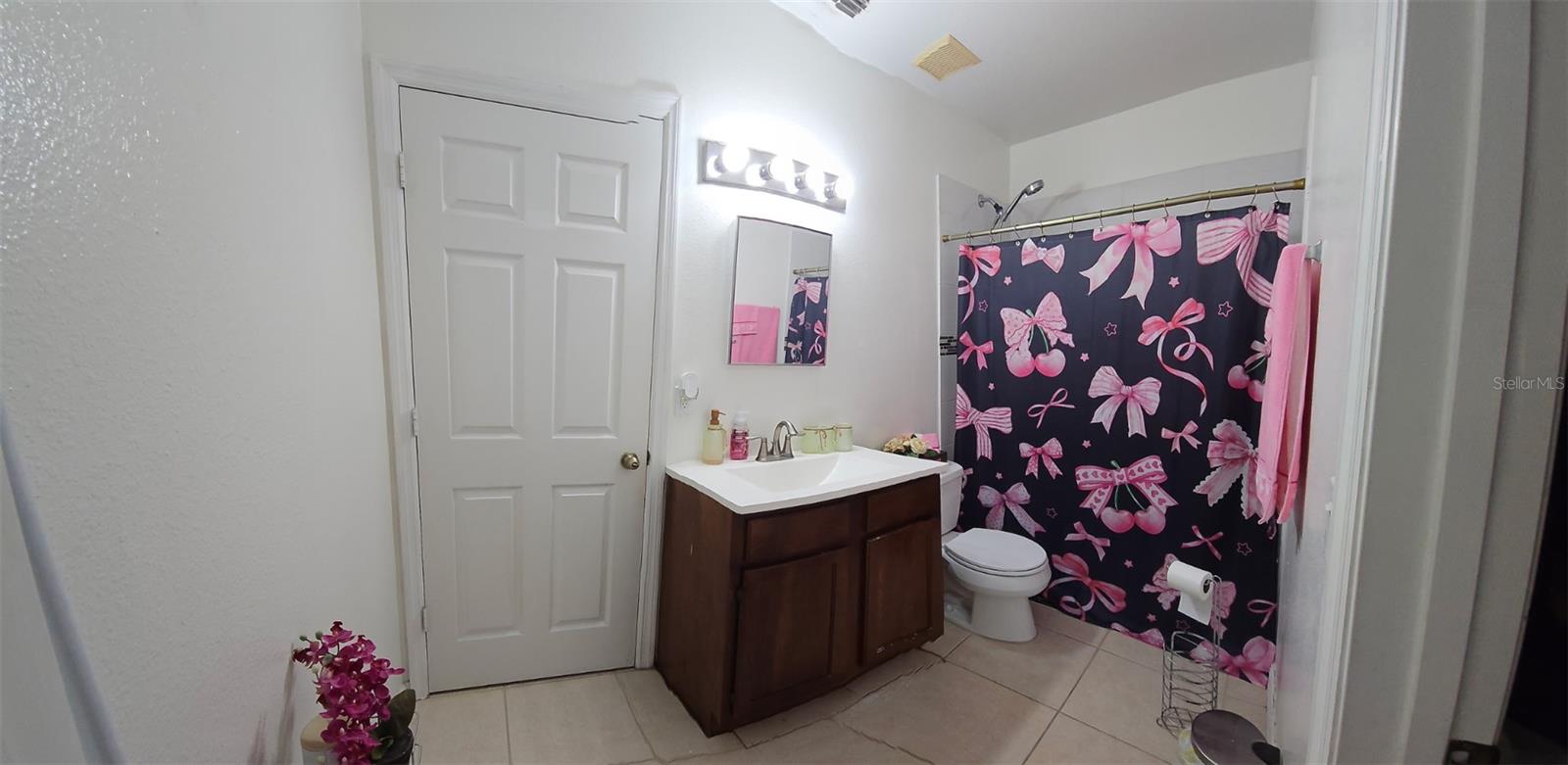 Image 10 of 18 For 3303 Amberley Park Circle