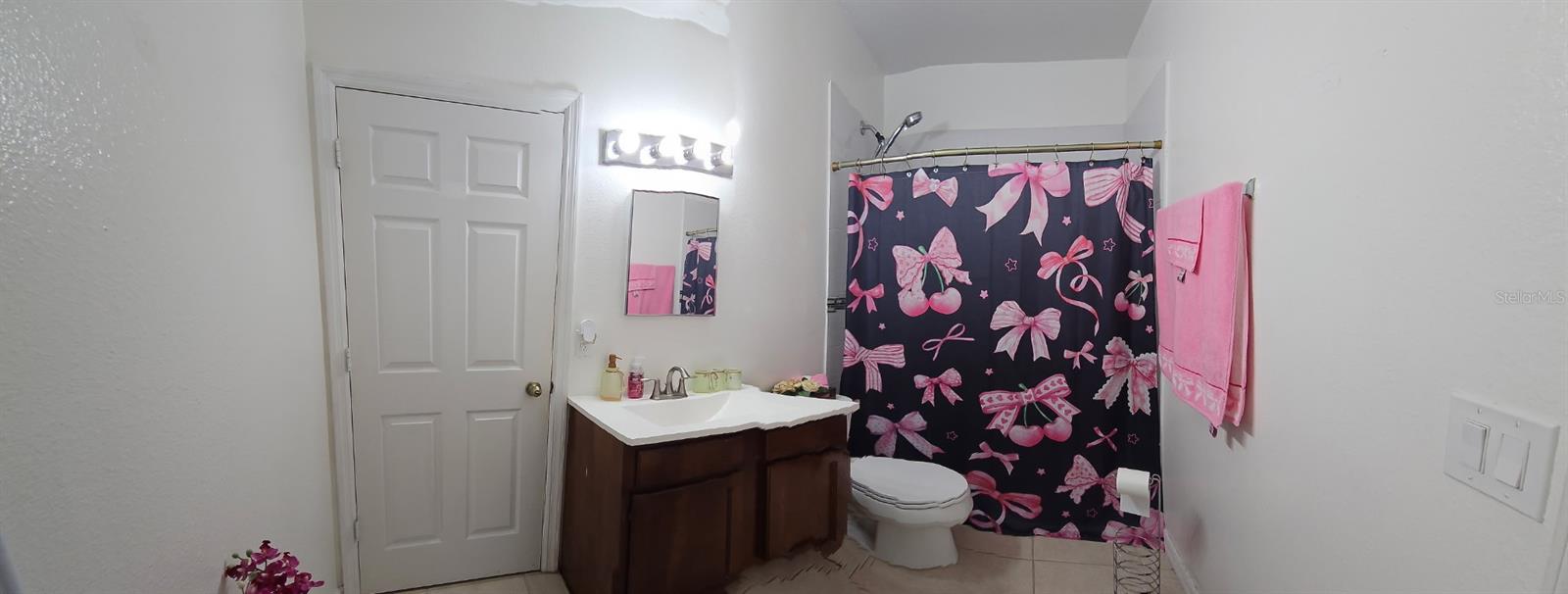 Image 11 of 18 For 3303 Amberley Park Circle