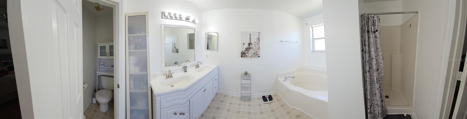 Image 9 of 18 For 3303 Amberley Park Circle