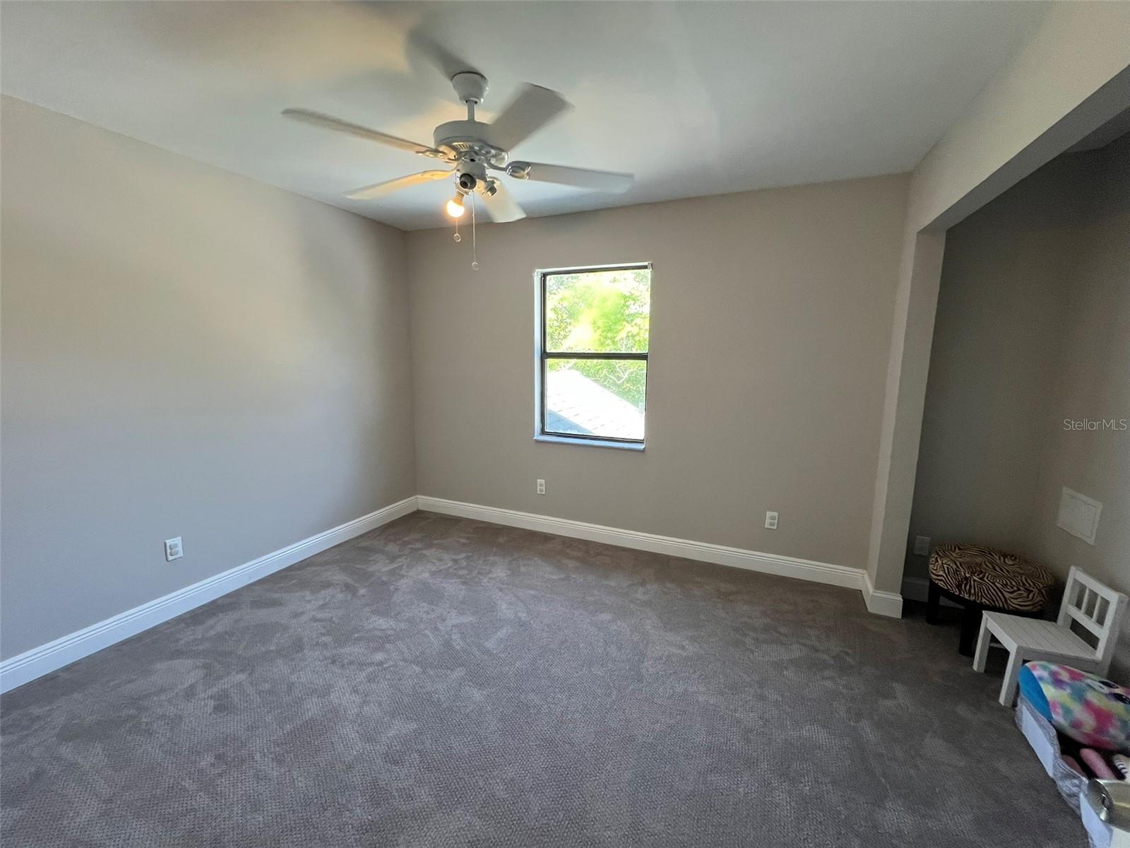 Image 14 of 23 For 483 Stillwater Drive