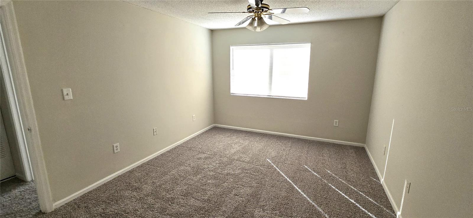 Image 11 of 17 For 1024 Spring Meadow Drive