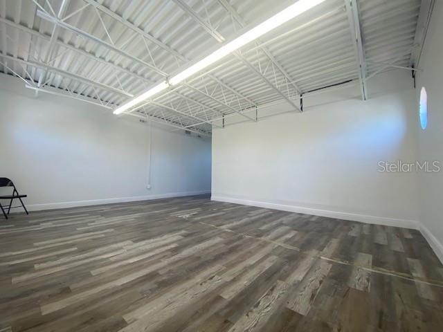 Image 4 of 22 For 406 Vine Suite B Street