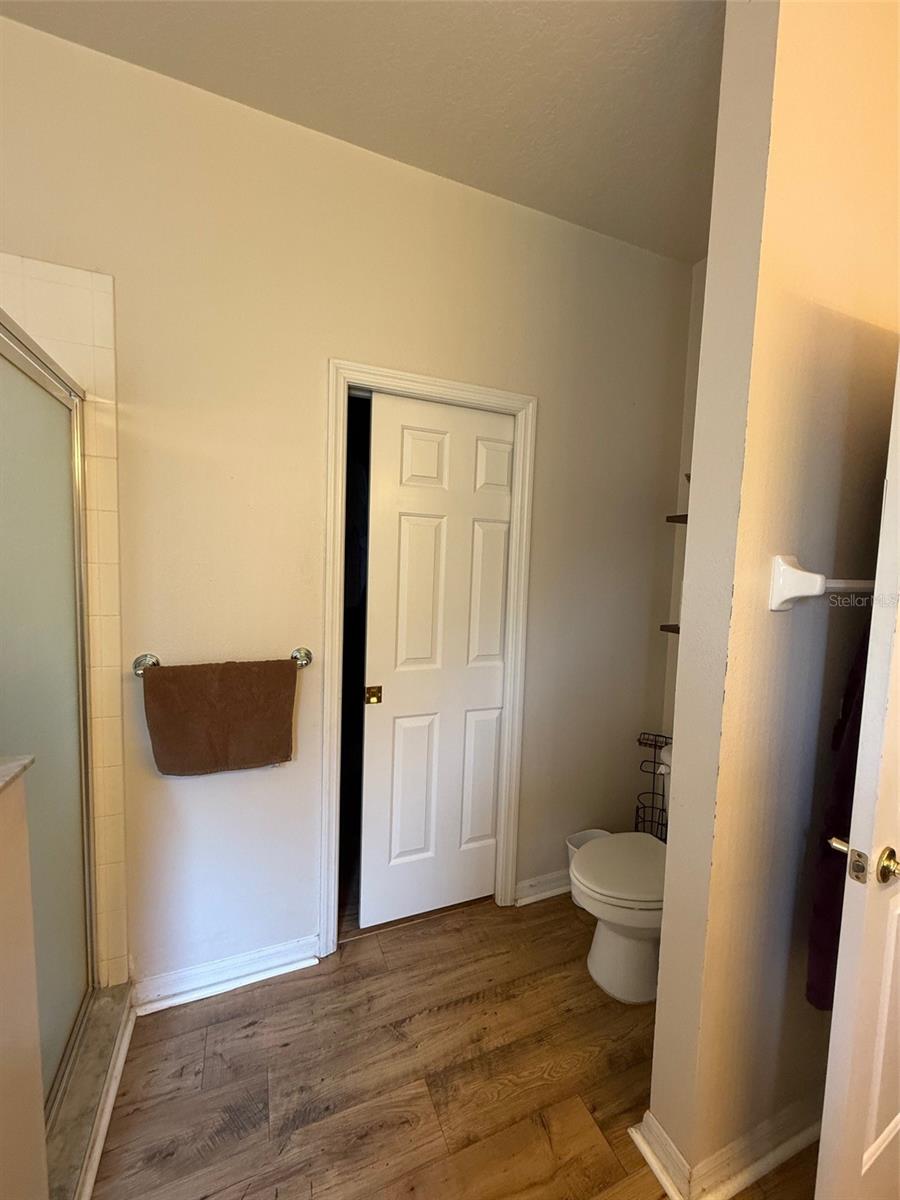 Image 18 of 28 For 6480 Fall Street