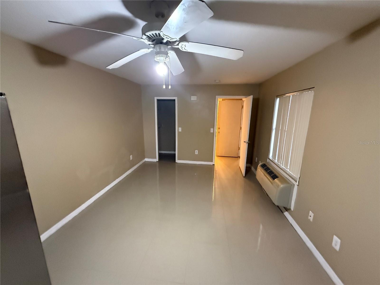 Image 4 of 18 For 709 Orchid Drive