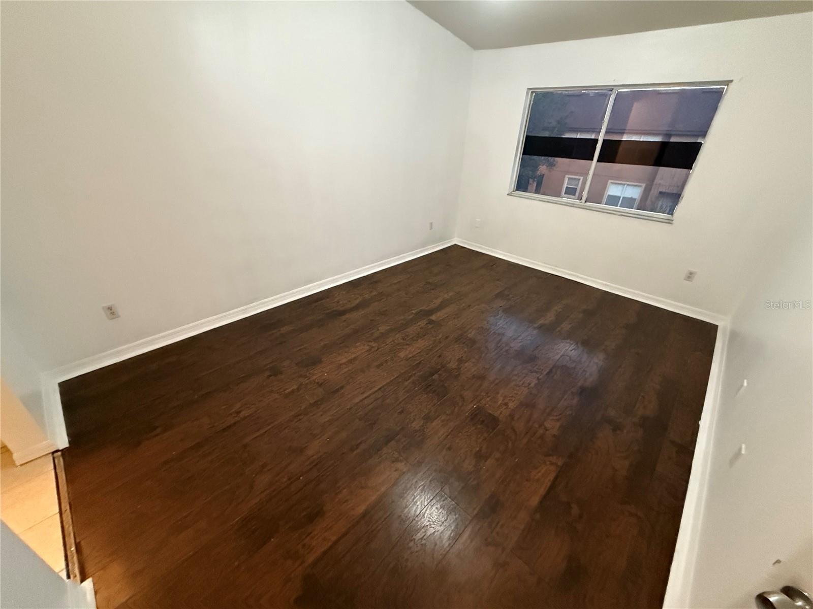 Image 7 of 18 For 709 Orchid Drive