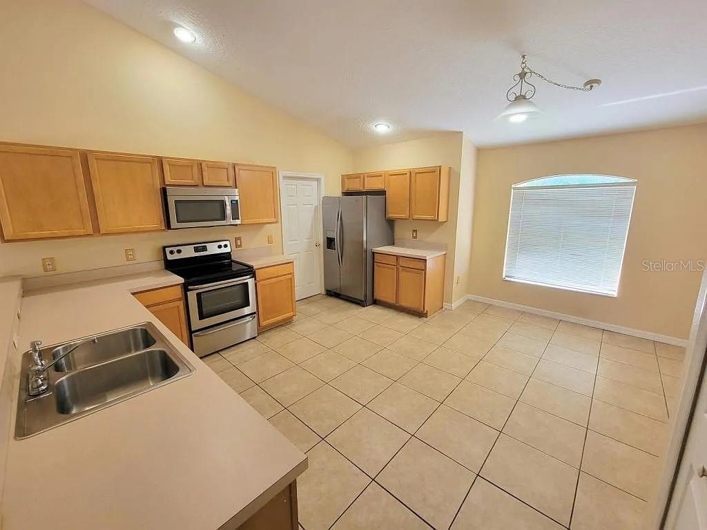 Image 6 of 6 For 705 Fisher Drive