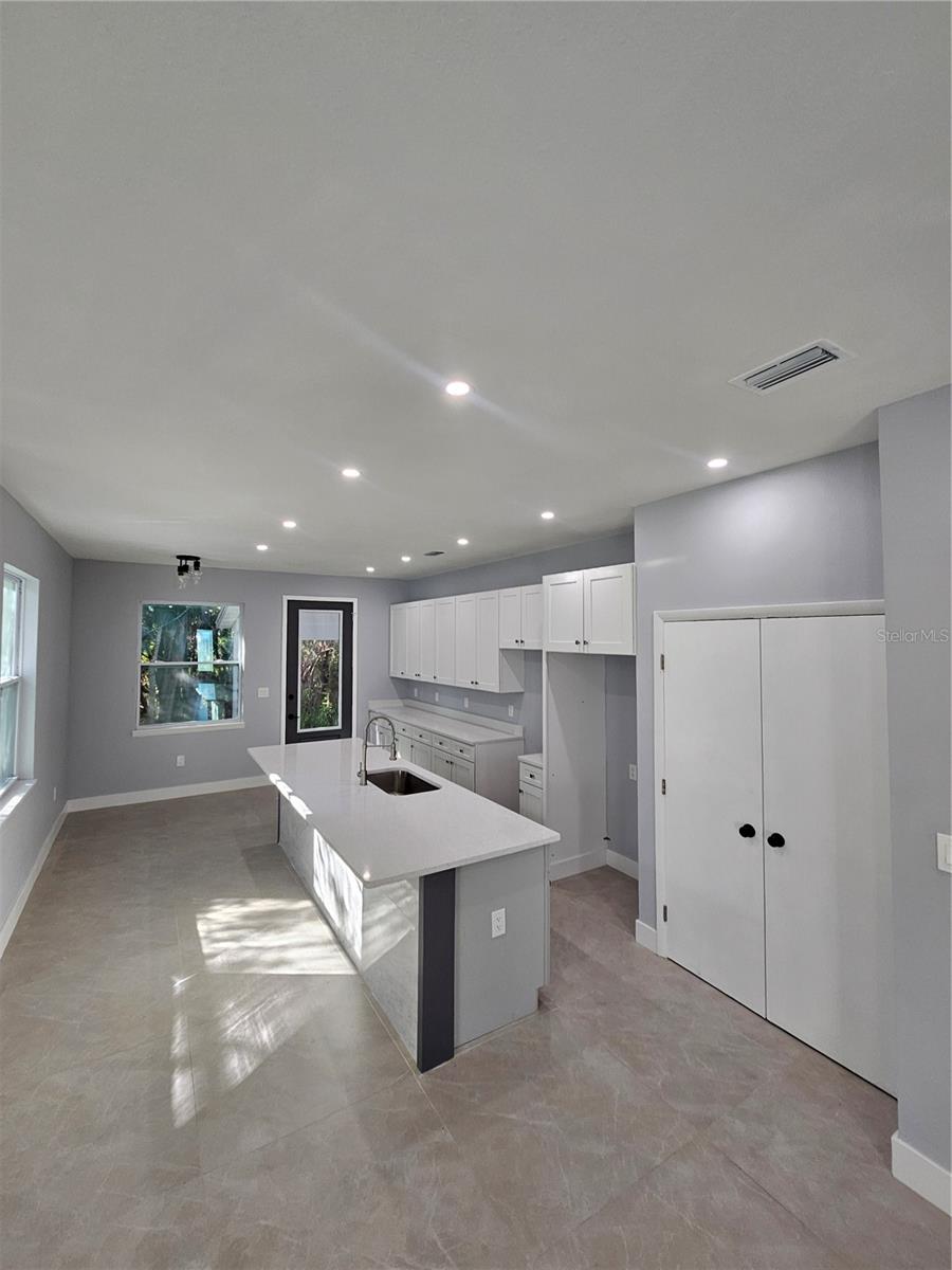 Image 4 of 15 For 1400 Conrad Drive