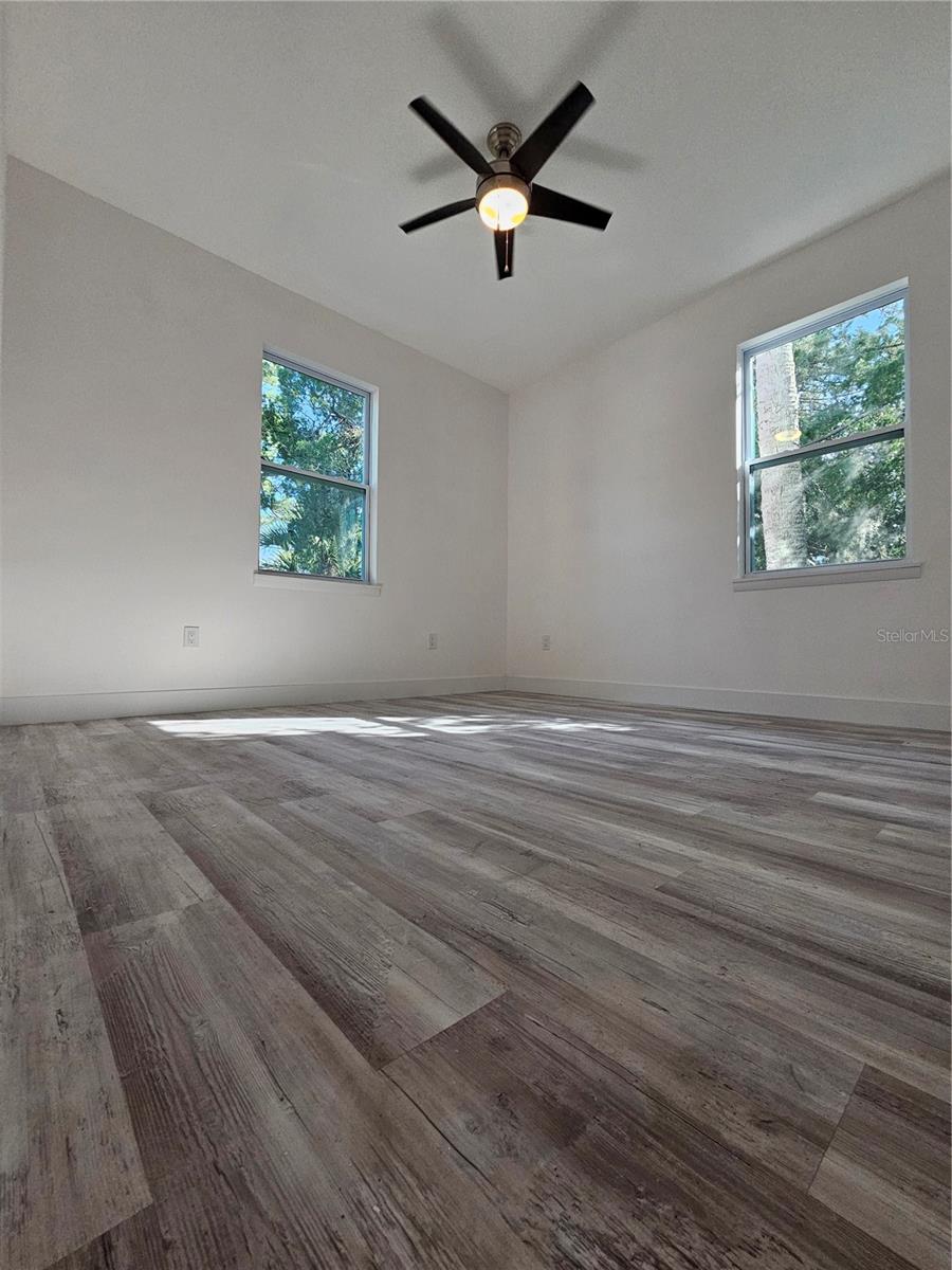 Image 9 of 15 For 1400 Conrad Drive
