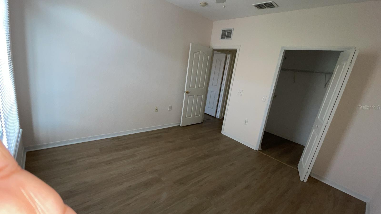 Image 17 of 18 For 6125 Metrowest Boulevard 113
