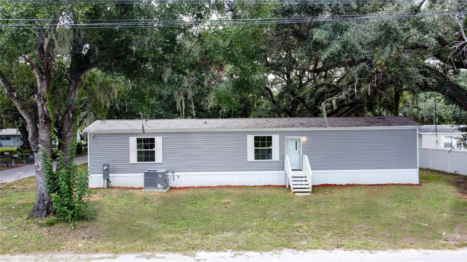 Image 3 of 16 For 2901 Florida Avenue