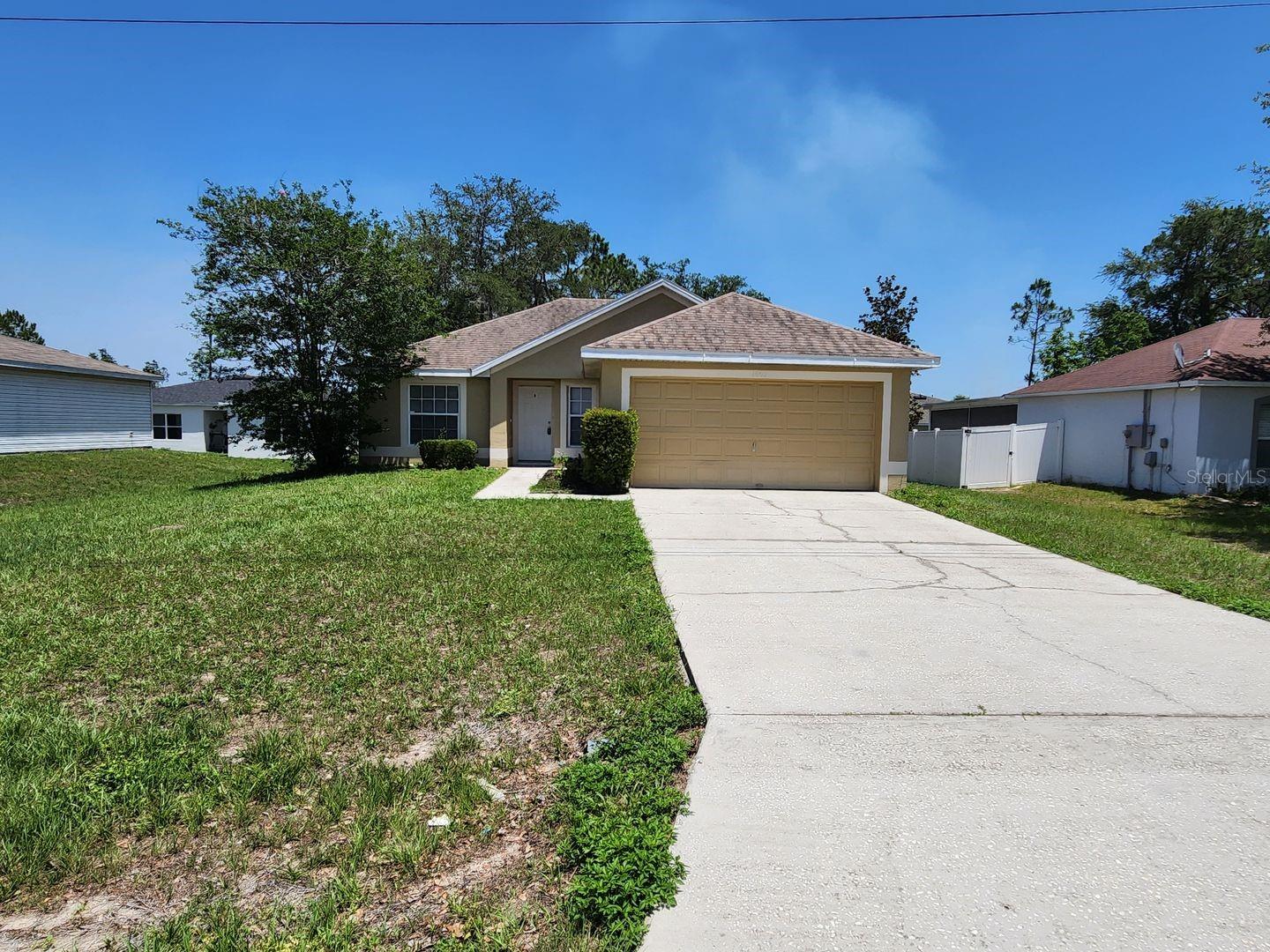 Image 2 of 32 For 1605 Redfin Drive