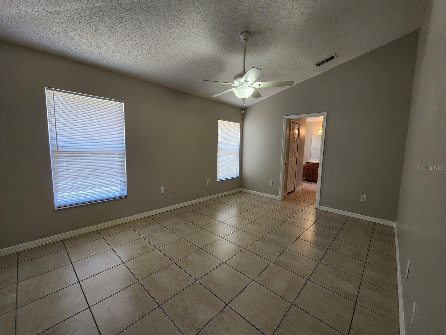 Image 23 of 32 For 1605 Redfin Drive