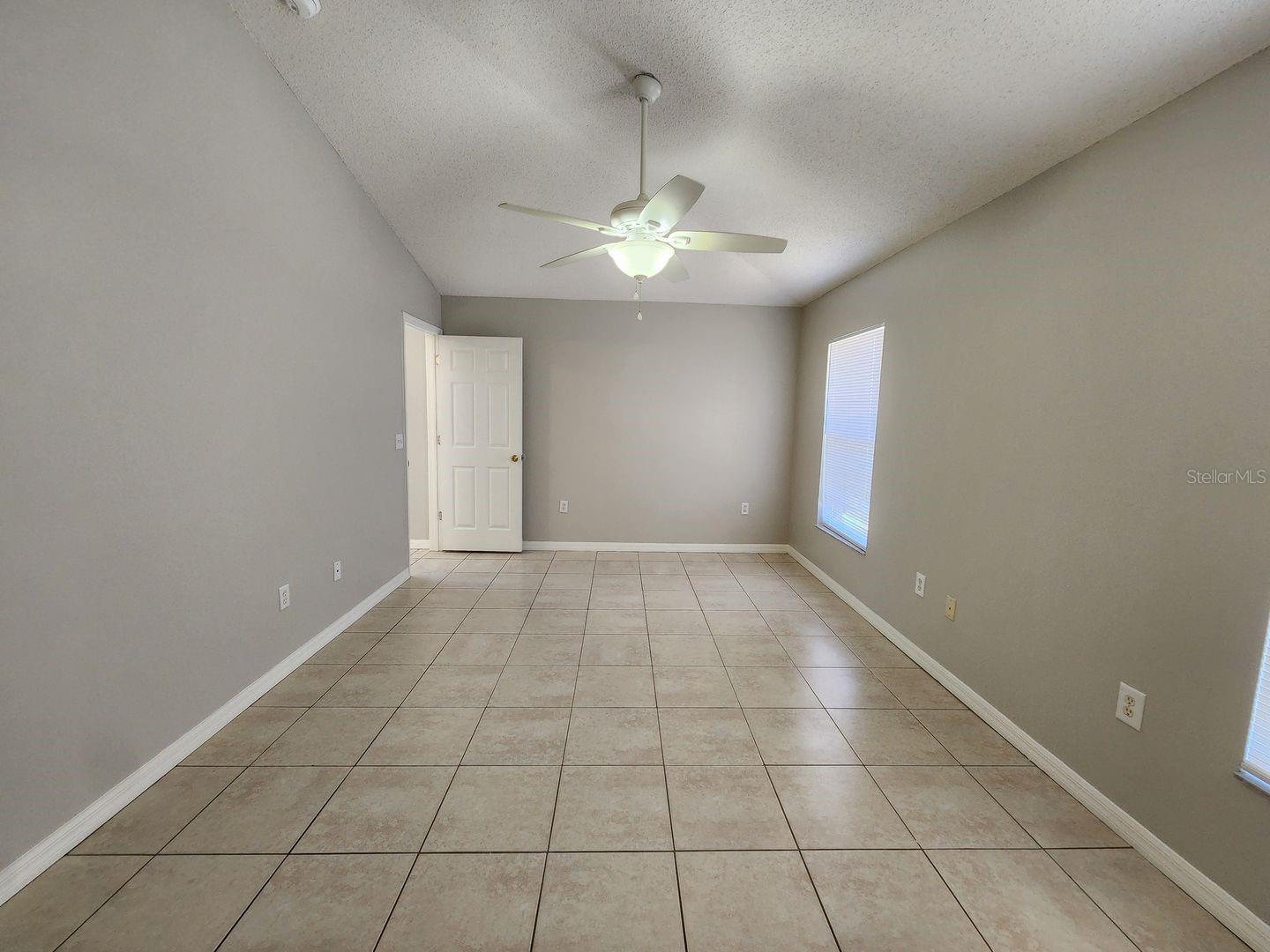 Image 28 of 32 For 1605 Redfin Drive