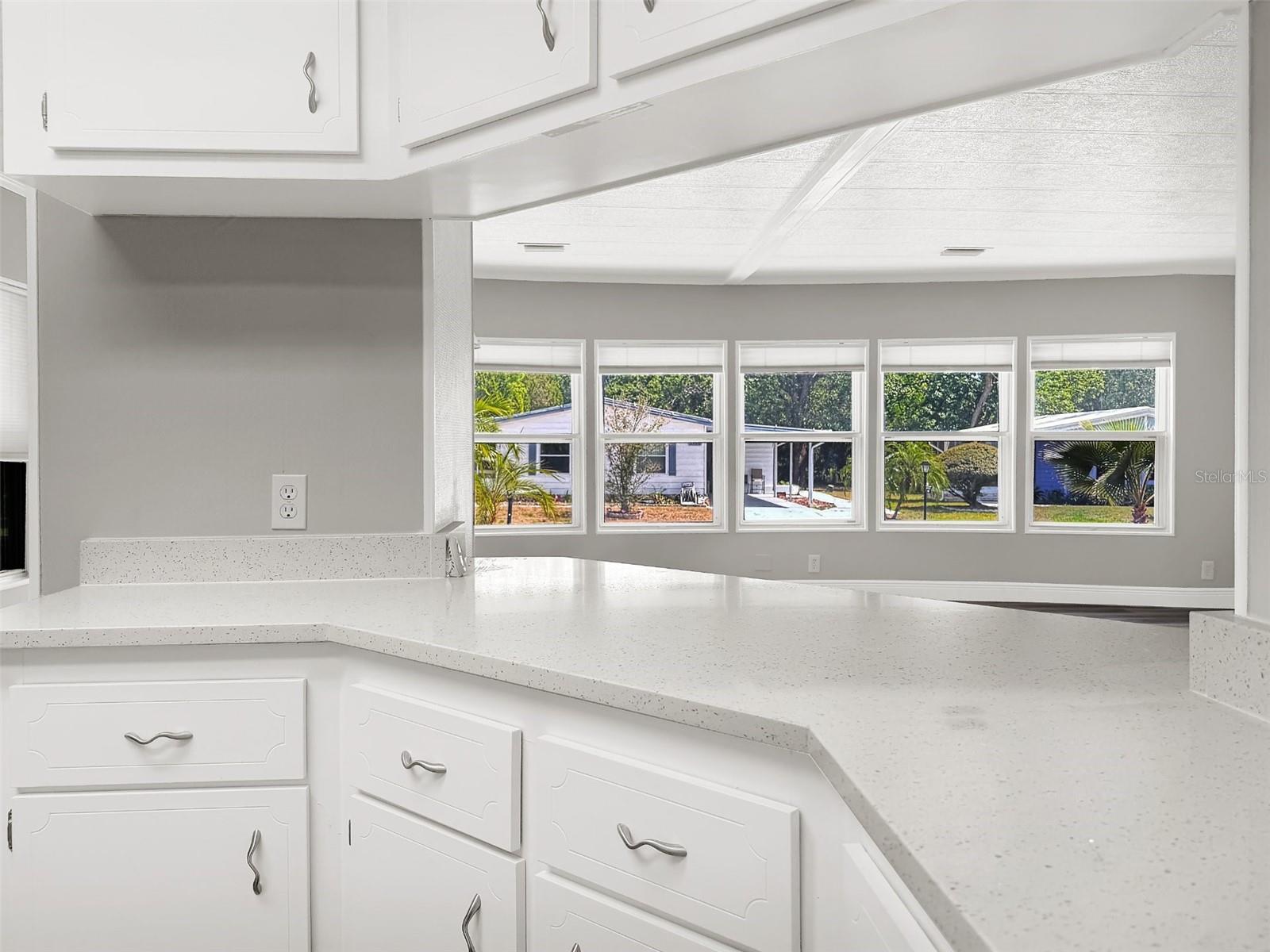 Image 16 of 42 For 3327 Citrus Circle