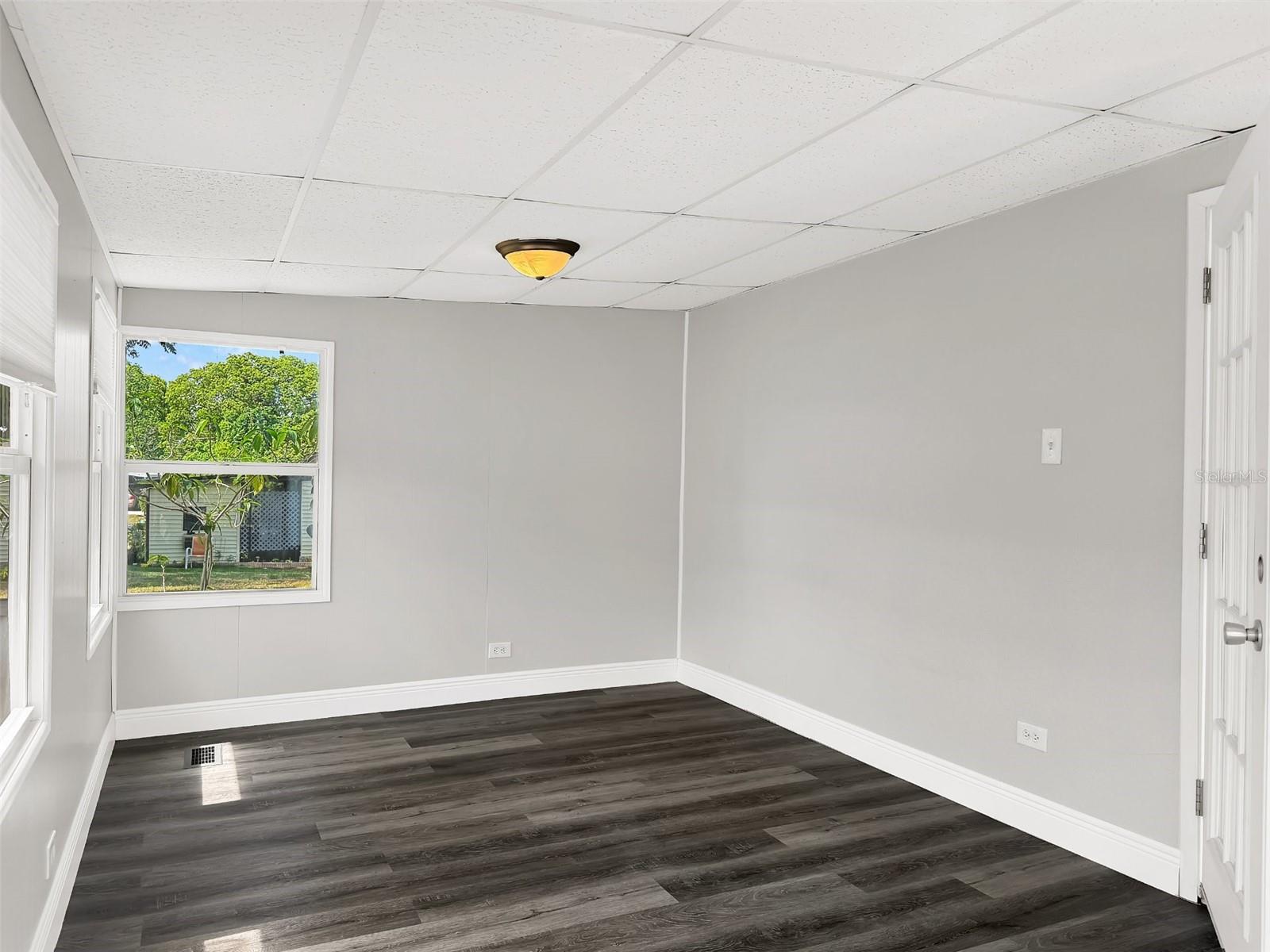 Image 19 of 42 For 3327 Citrus Circle
