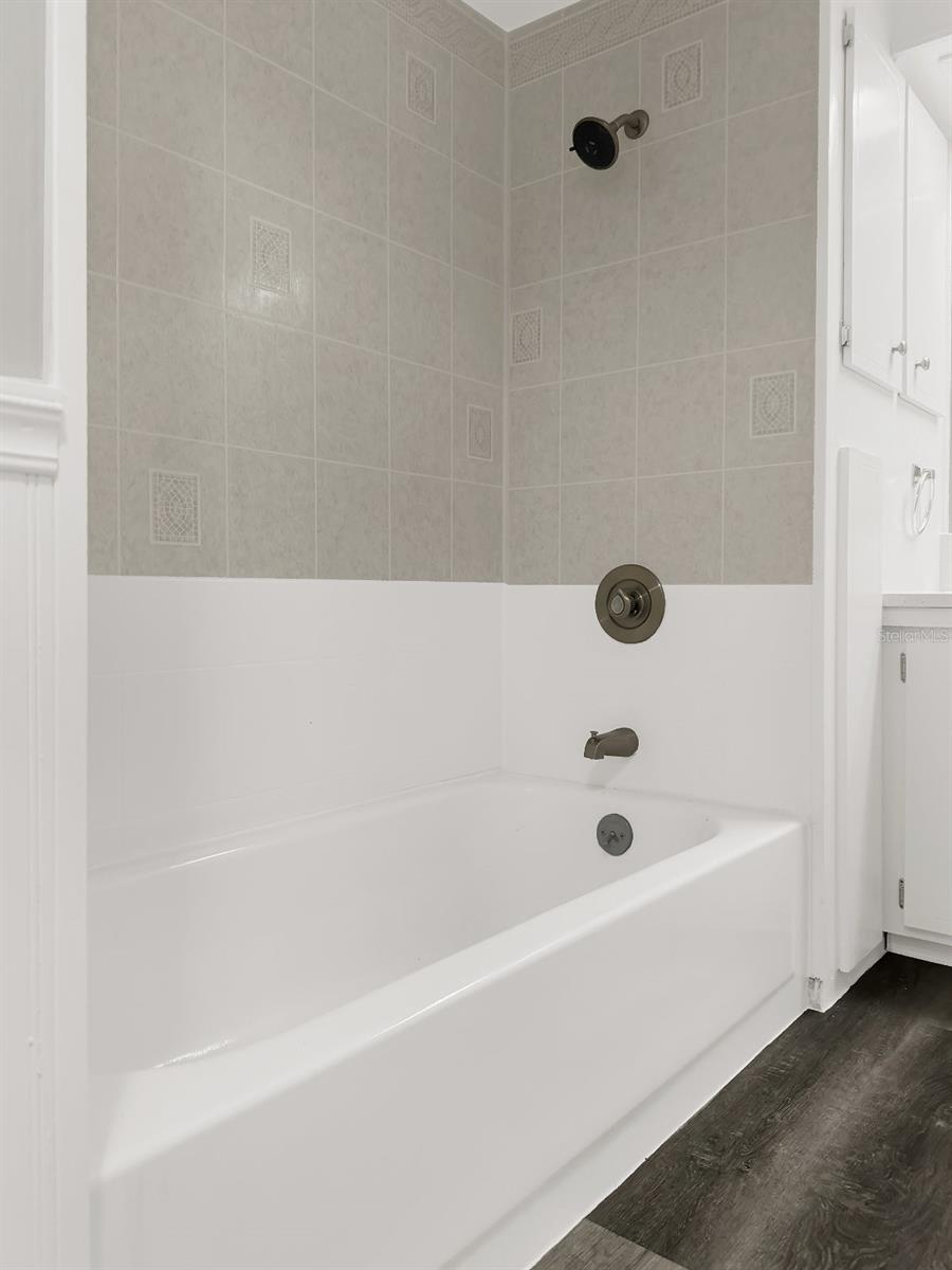 Image 23 of 42 For 3327 Citrus Circle