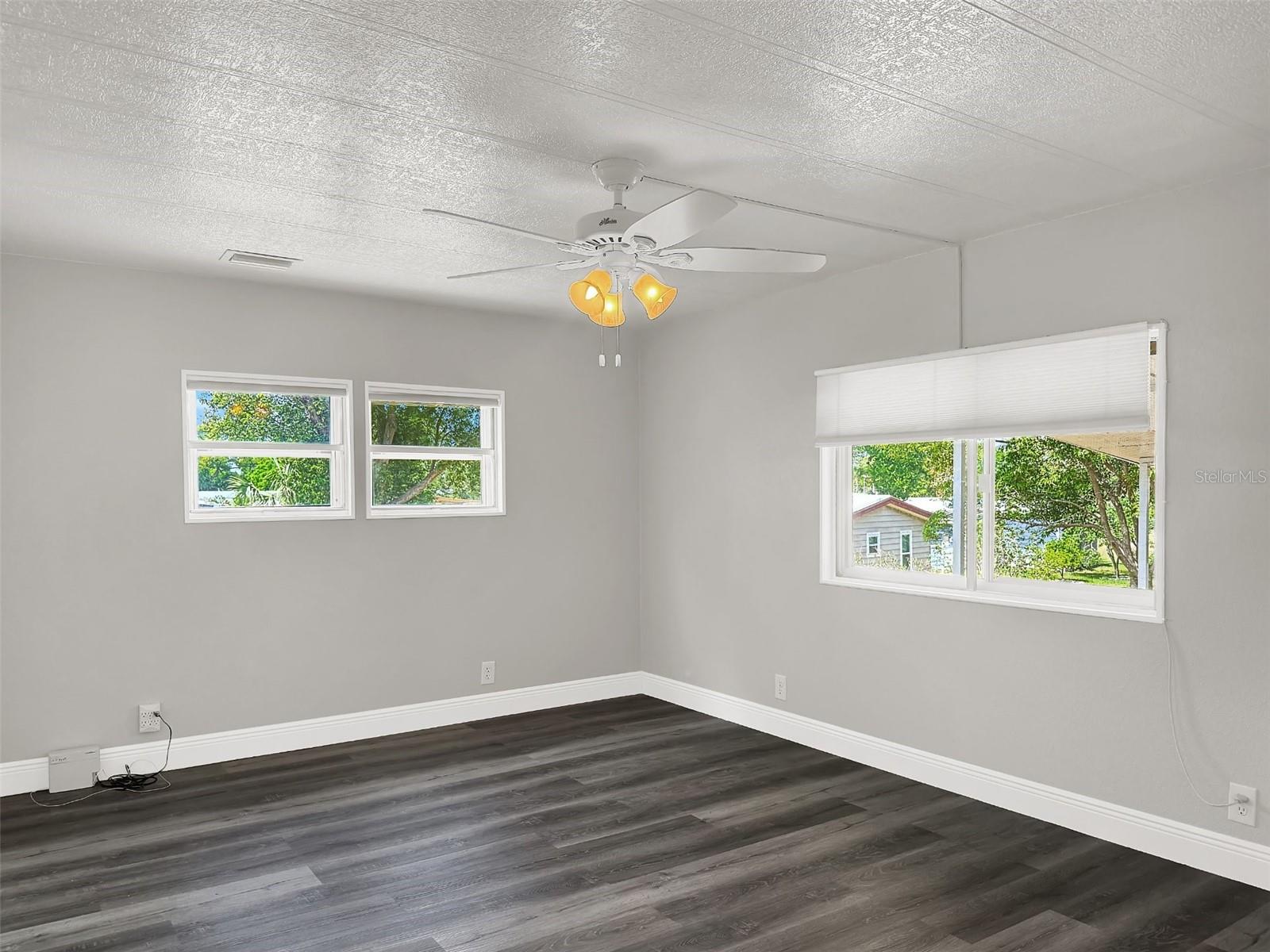 Image 26 of 42 For 3327 Citrus Circle