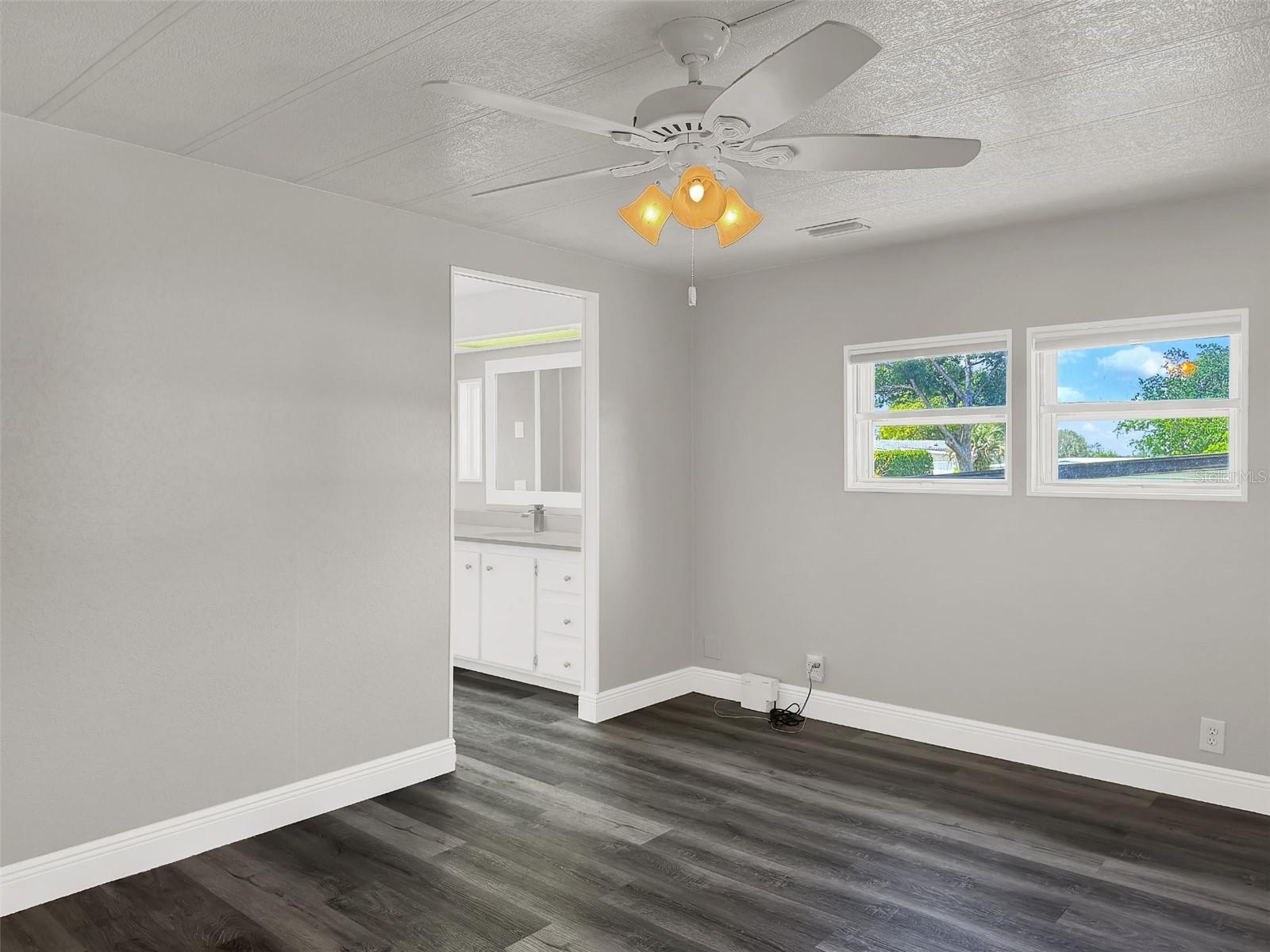 Image 27 of 42 For 3327 Citrus Circle