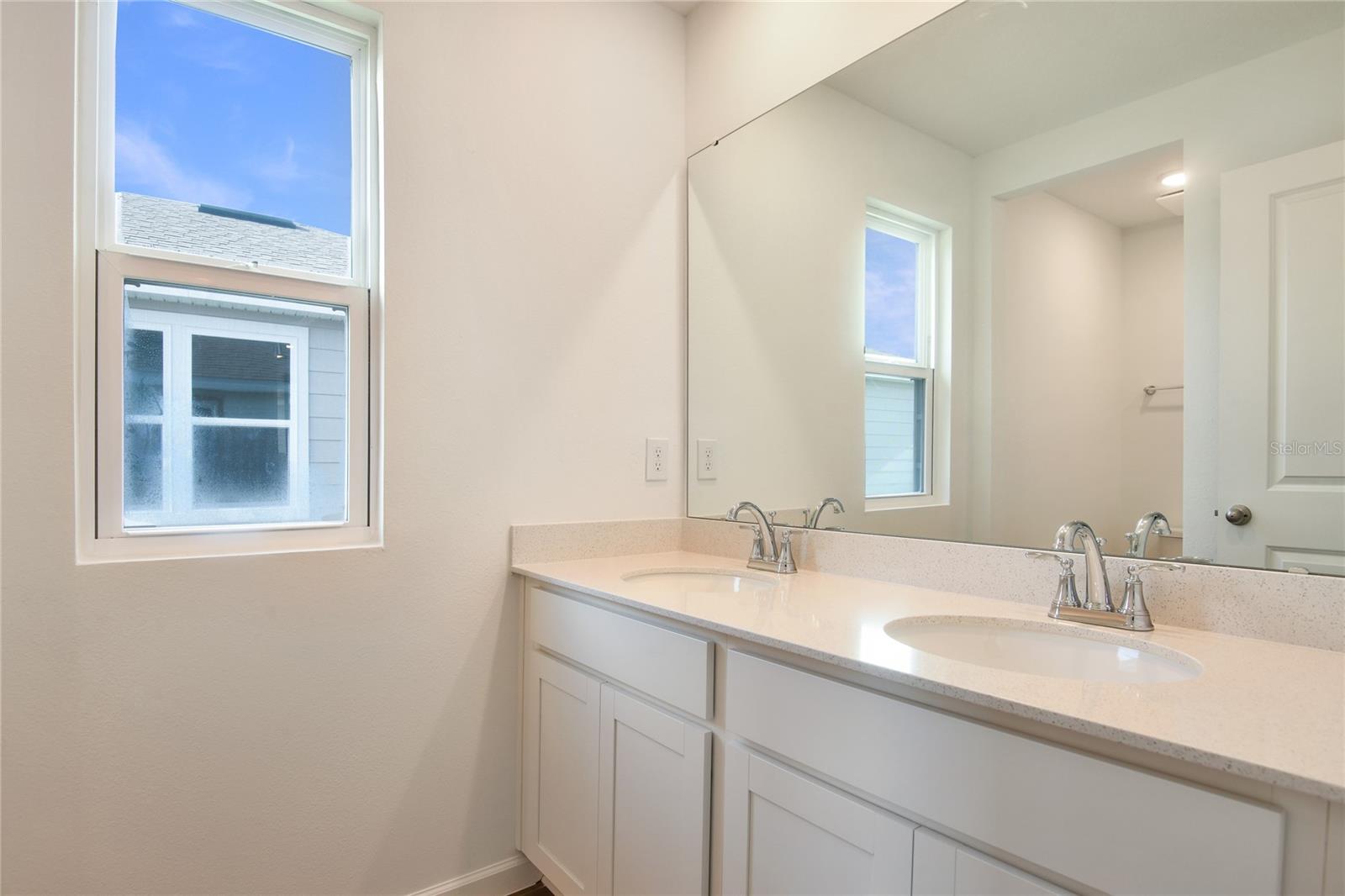 Image 15 of 20 For 738 Lake Dell Avenue