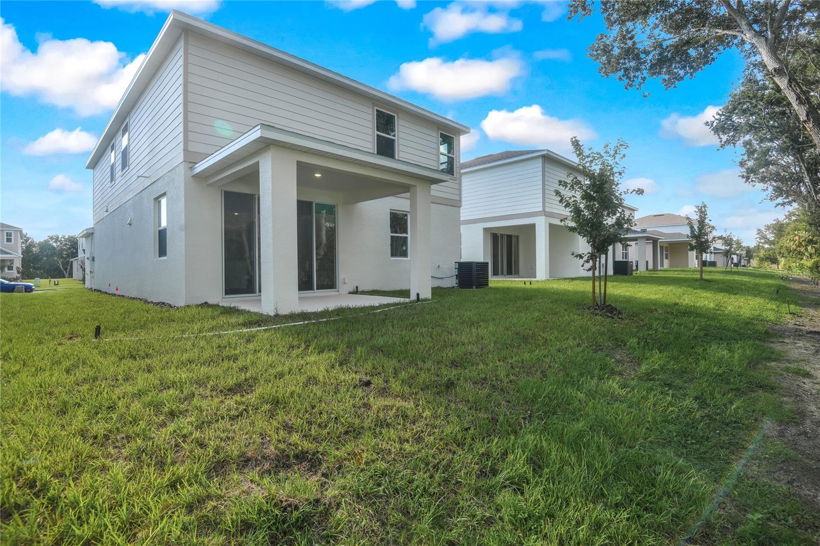 Image 20 of 21 For 734 Lake Dell Avenue