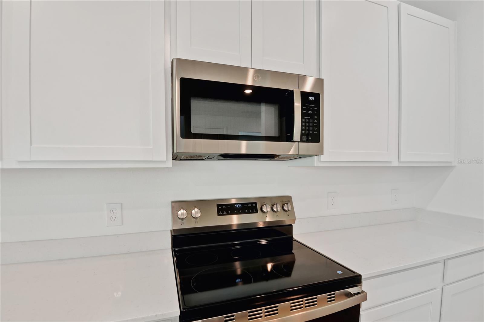 Image 7 of 21 For 734 Lake Dell Avenue