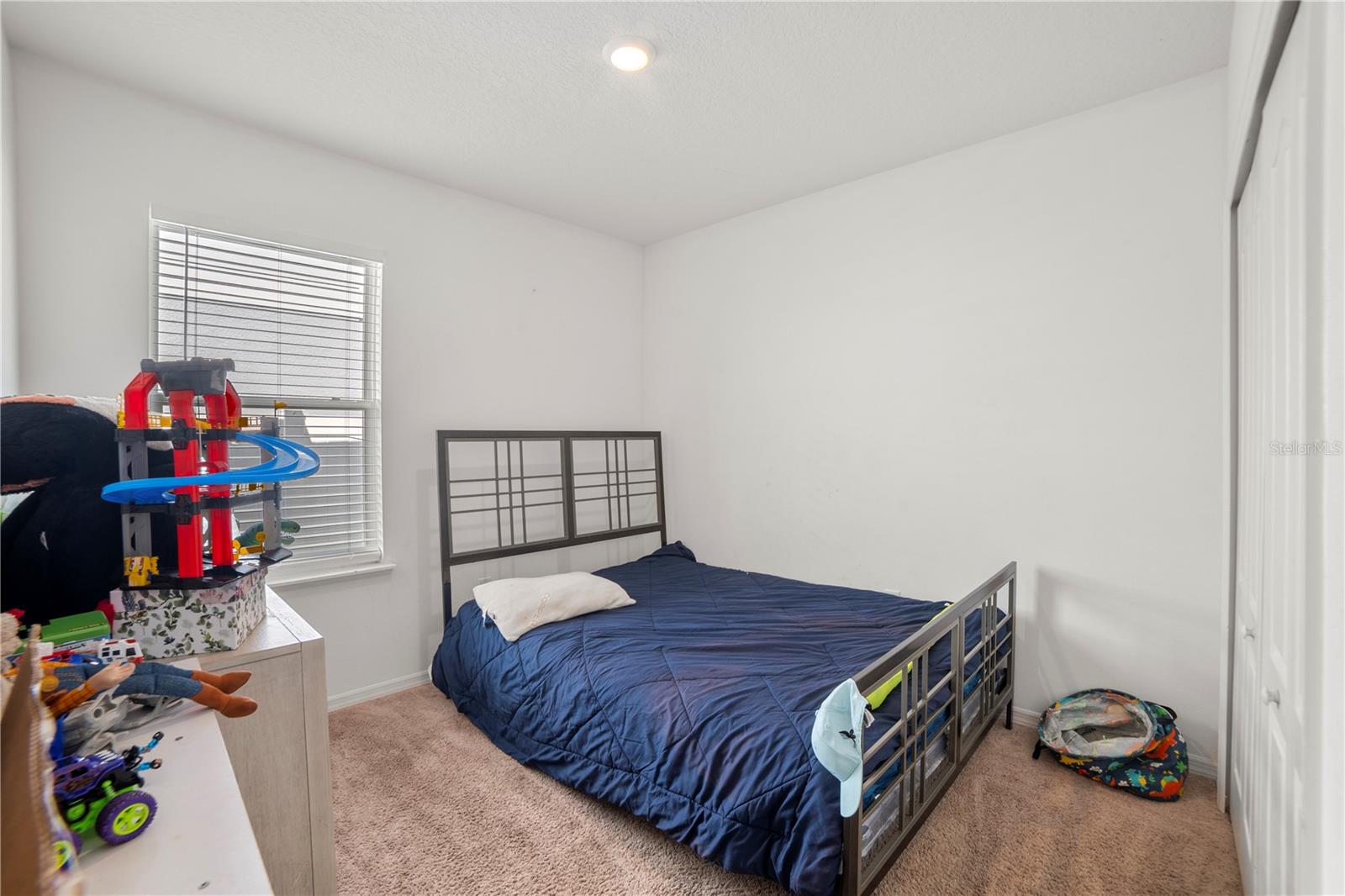 Image 17 of 27 For 817 Bocavista Court