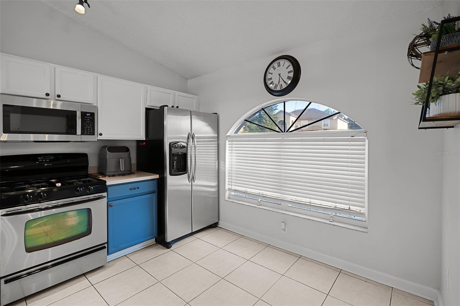 Image 21 of 66 For 2520 Jasmine Trace Drive