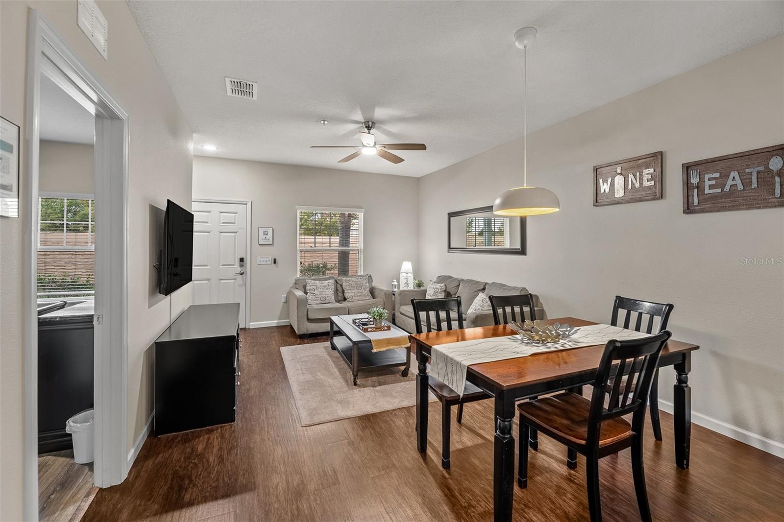 Image 14 of 30 For 8921 Shine Drive