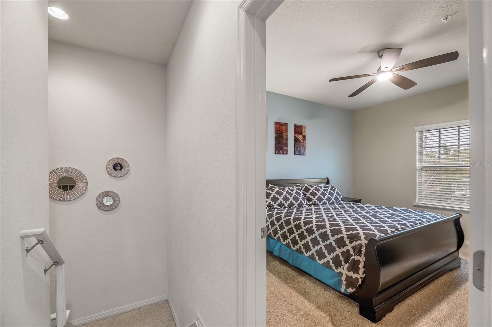 Image 28 of 30 For 8921 Shine Drive