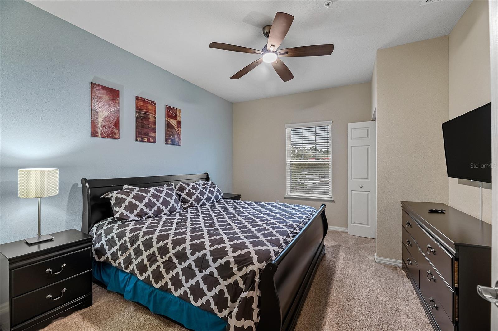 Image 29 of 30 For 8921 Shine Drive