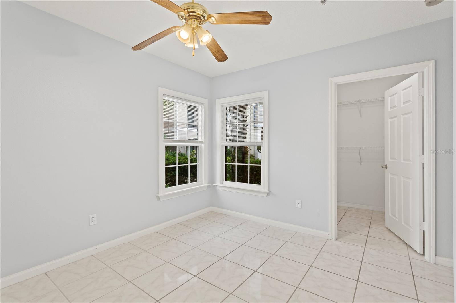 Image 17 of 35 For 6548 Swissco Drive 61